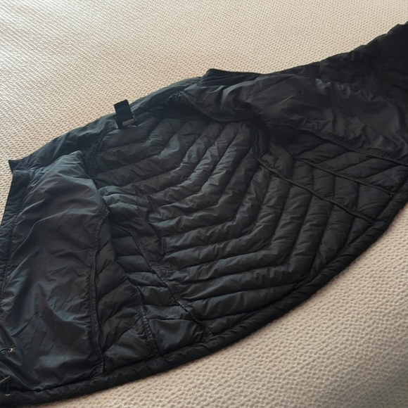 The North Face 550 Flare Goose Down Black Zip Jacket Size SP - Picture 12 of 16
